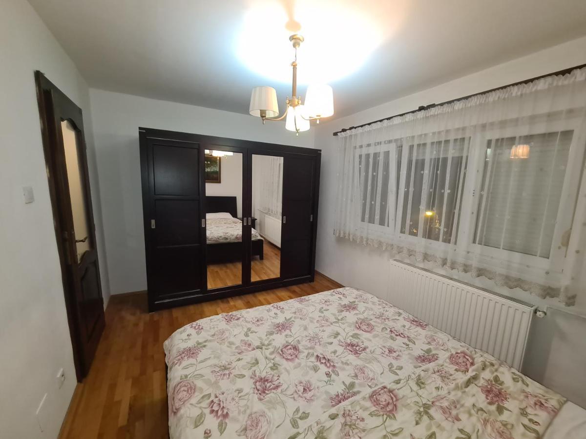 Clasic Apartment Nufarul Oradea Luaran gambar